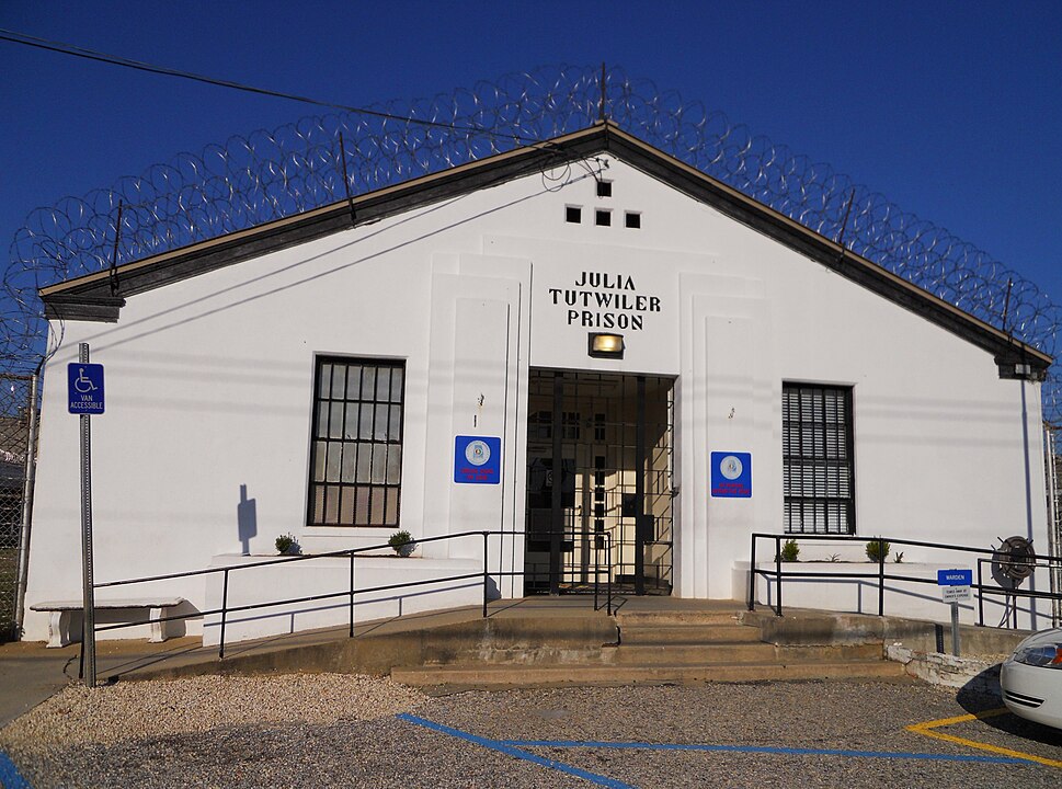 Alabama Women’s Prison Sexual Abuse: Supervisor Arrested for Threatening Inmate, ‘You’ll Never Go Home’